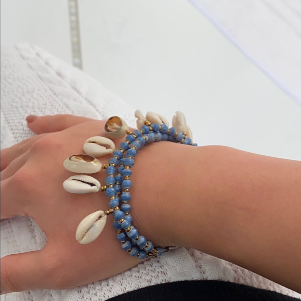 Shell bracelet - Picture 3 of 3